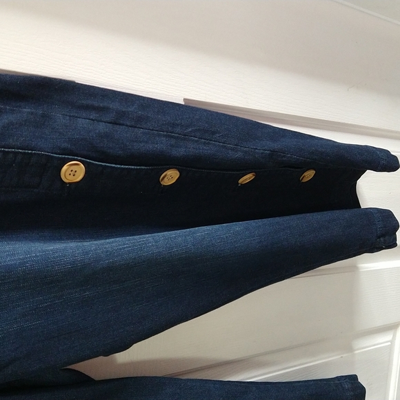 Soft Surroundings Denim Capri Pants - Picture 3 of 7